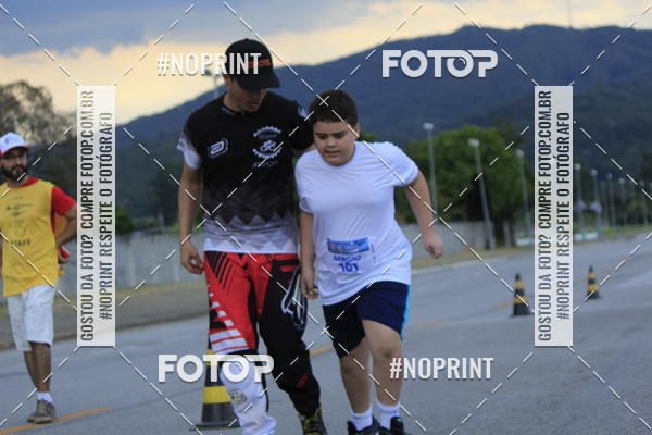 Buy your photos of the eventLaLaLa Night Run e LaLaLa Kids Run on Fotop