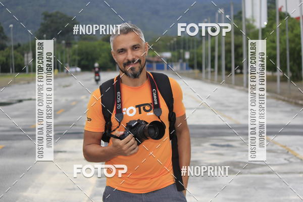 Buy your photos of the eventLaLaLa Night Run e LaLaLa Kids Run on Fotop