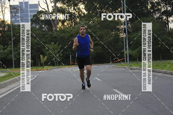 Buy your photos of the eventLaLaLa Night Run e LaLaLa Kids Run on Fotop