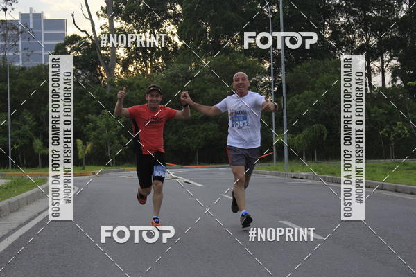 Buy your photos of the eventLaLaLa Night Run e LaLaLa Kids Run on Fotop