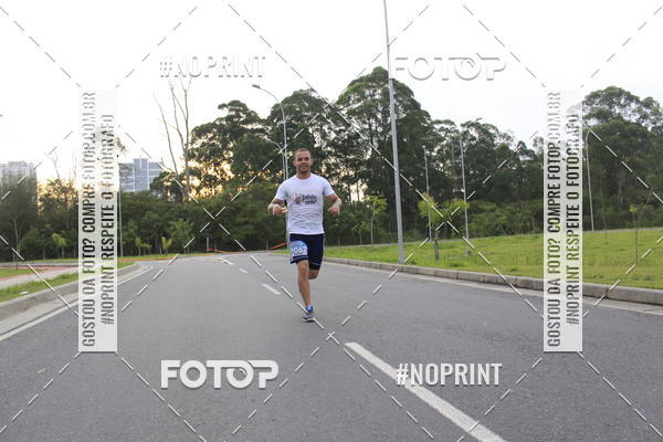 Buy your photos of the eventLaLaLa Night Run e LaLaLa Kids Run on Fotop