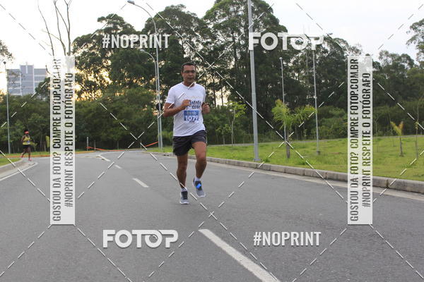 Buy your photos of the eventLaLaLa Night Run e LaLaLa Kids Run on Fotop