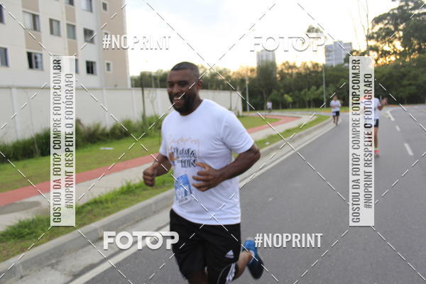 Buy your photos of the eventLaLaLa Night Run e LaLaLa Kids Run on Fotop