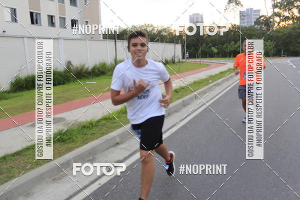 Buy your photos of the eventLaLaLa Night Run e LaLaLa Kids Run on Fotop