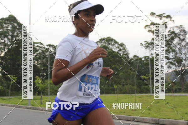 Buy your photos of the eventLaLaLa Night Run e LaLaLa Kids Run on Fotop