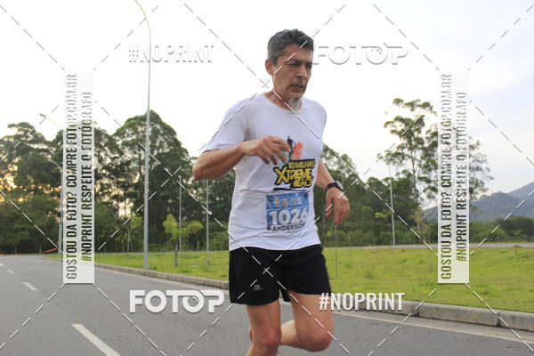 Buy your photos of the eventLaLaLa Night Run e LaLaLa Kids Run on Fotop