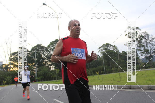 Buy your photos of the eventLaLaLa Night Run e LaLaLa Kids Run on Fotop