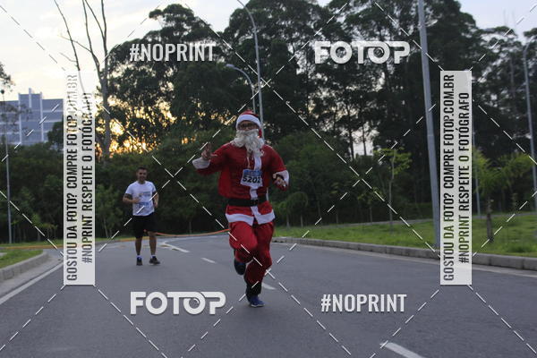 Buy your photos of the eventLaLaLa Night Run e LaLaLa Kids Run on Fotop