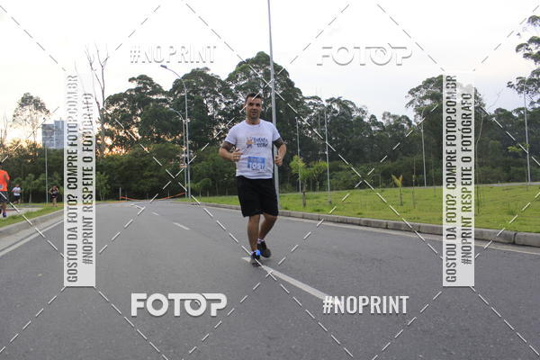 Buy your photos of the eventLaLaLa Night Run e LaLaLa Kids Run on Fotop