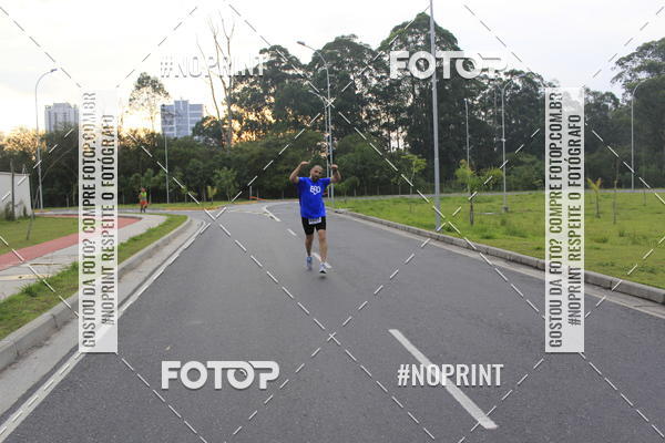 Buy your photos of the eventLaLaLa Night Run e LaLaLa Kids Run on Fotop