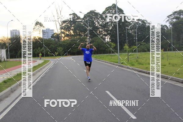 Buy your photos of the eventLaLaLa Night Run e LaLaLa Kids Run on Fotop