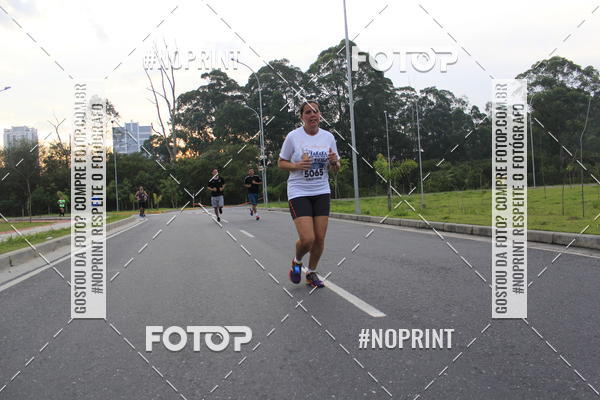 Buy your photos of the eventLaLaLa Night Run e LaLaLa Kids Run on Fotop