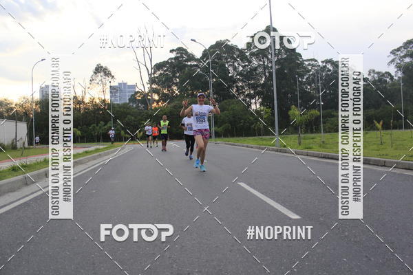 Buy your photos of the eventLaLaLa Night Run e LaLaLa Kids Run on Fotop