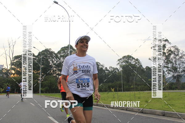 Buy your photos of the eventLaLaLa Night Run e LaLaLa Kids Run on Fotop