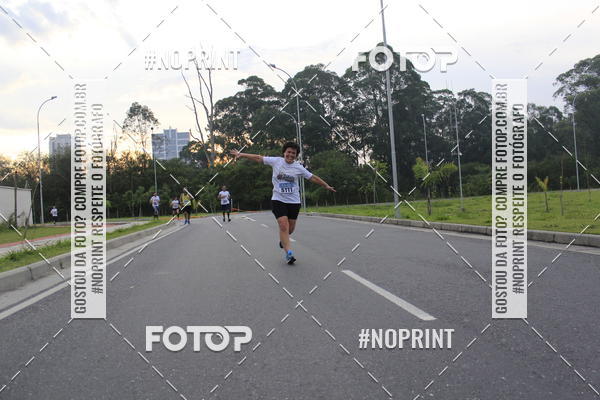 Buy your photos of the eventLaLaLa Night Run e LaLaLa Kids Run on Fotop