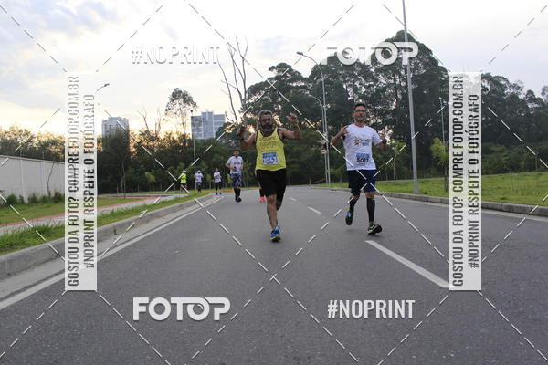 Buy your photos of the eventLaLaLa Night Run e LaLaLa Kids Run on Fotop