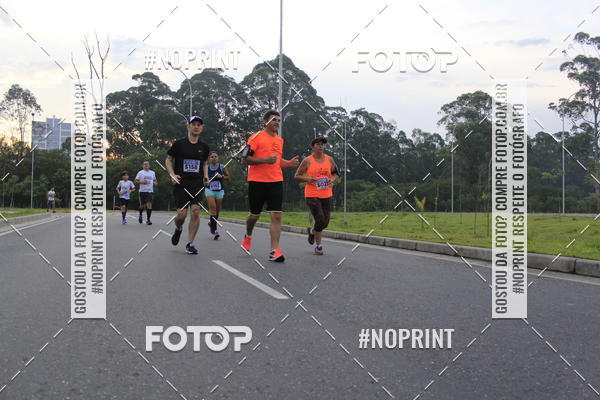 Buy your photos of the eventLaLaLa Night Run e LaLaLa Kids Run on Fotop