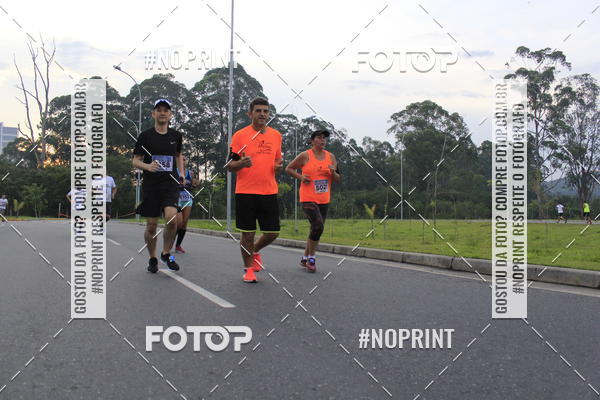 Buy your photos of the eventLaLaLa Night Run e LaLaLa Kids Run on Fotop