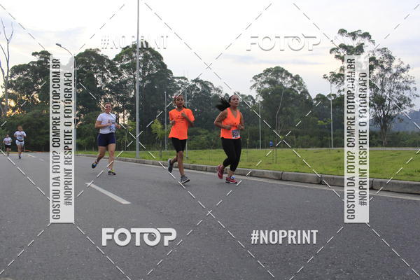 Buy your photos of the eventLaLaLa Night Run e LaLaLa Kids Run on Fotop