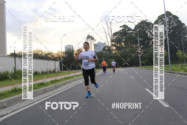 Buy your photos of the eventLaLaLa Night Run e LaLaLa Kids Run on Fotop