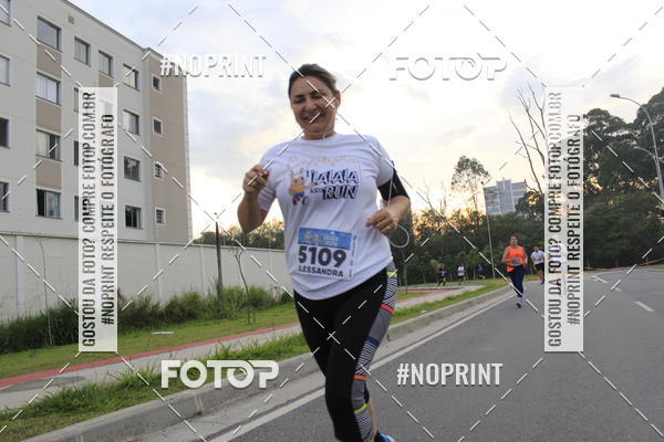 Buy your photos of the eventLaLaLa Night Run e LaLaLa Kids Run on Fotop