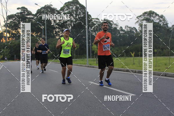 Buy your photos of the eventLaLaLa Night Run e LaLaLa Kids Run on Fotop