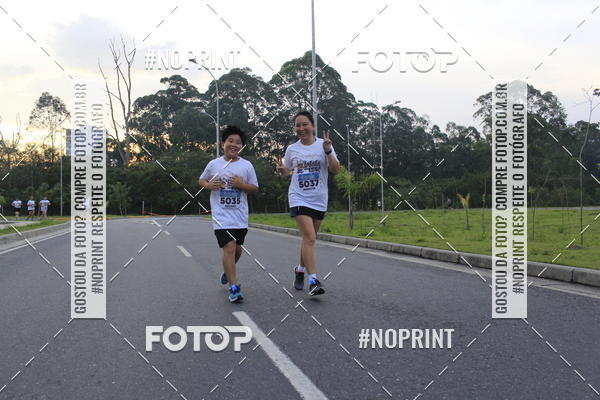 Buy your photos of the eventLaLaLa Night Run e LaLaLa Kids Run on Fotop