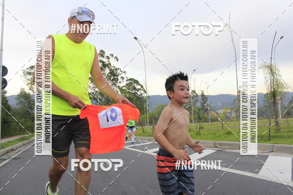 Buy your photos of the eventLaLaLa Night Run e LaLaLa Kids Run on Fotop