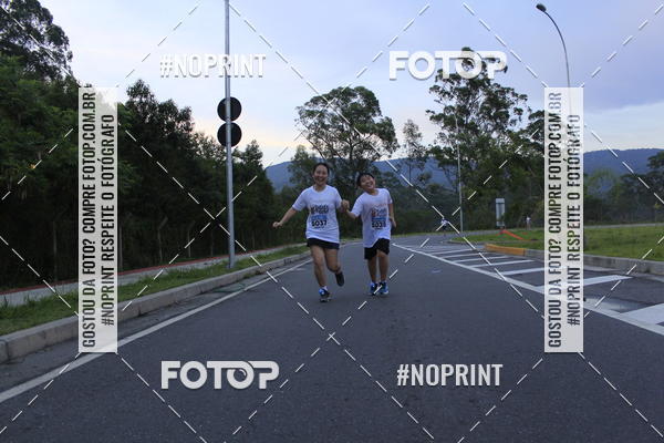 Buy your photos of the eventLaLaLa Night Run e LaLaLa Kids Run on Fotop