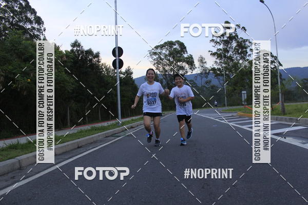 Buy your photos of the eventLaLaLa Night Run e LaLaLa Kids Run on Fotop