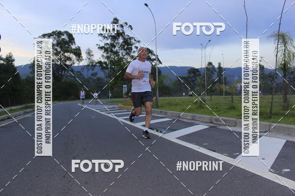 Buy your photos of the eventLaLaLa Night Run e LaLaLa Kids Run on Fotop