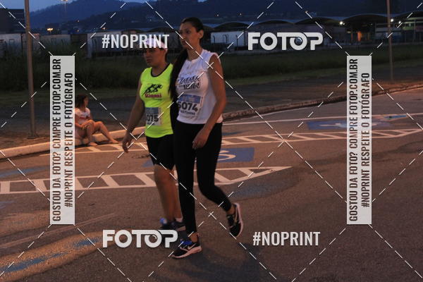 Buy your photos of the eventLaLaLa Night Run e LaLaLa Kids Run on Fotop