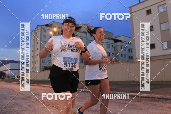 Buy your photos of the eventLaLaLa Night Run e LaLaLa Kids Run on Fotop