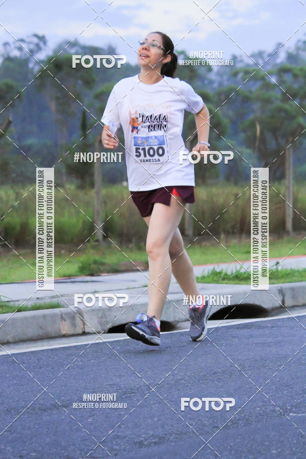 Buy your photos of the eventLaLaLa Night Run e LaLaLa Kids Run on Fotop