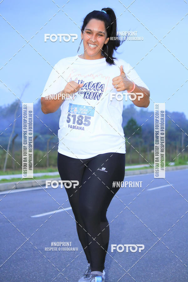 Buy your photos of the eventLaLaLa Night Run e LaLaLa Kids Run on Fotop