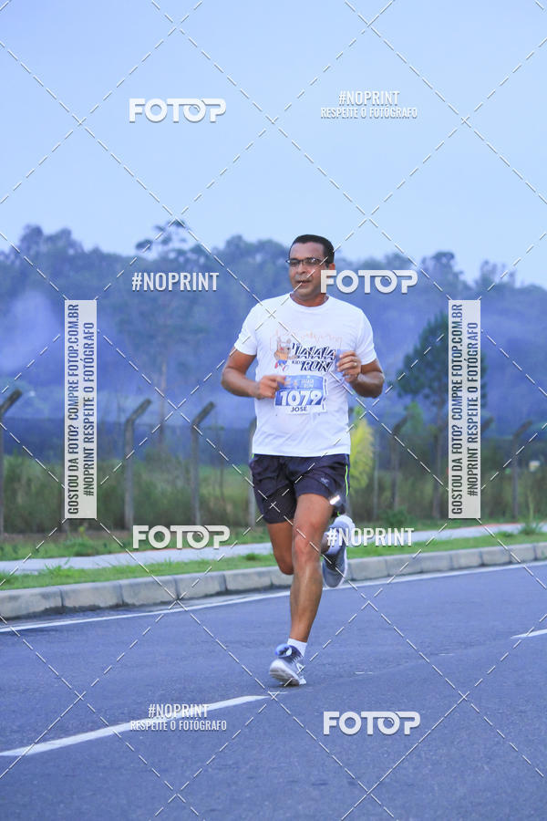 Buy your photos of the eventLaLaLa Night Run e LaLaLa Kids Run on Fotop