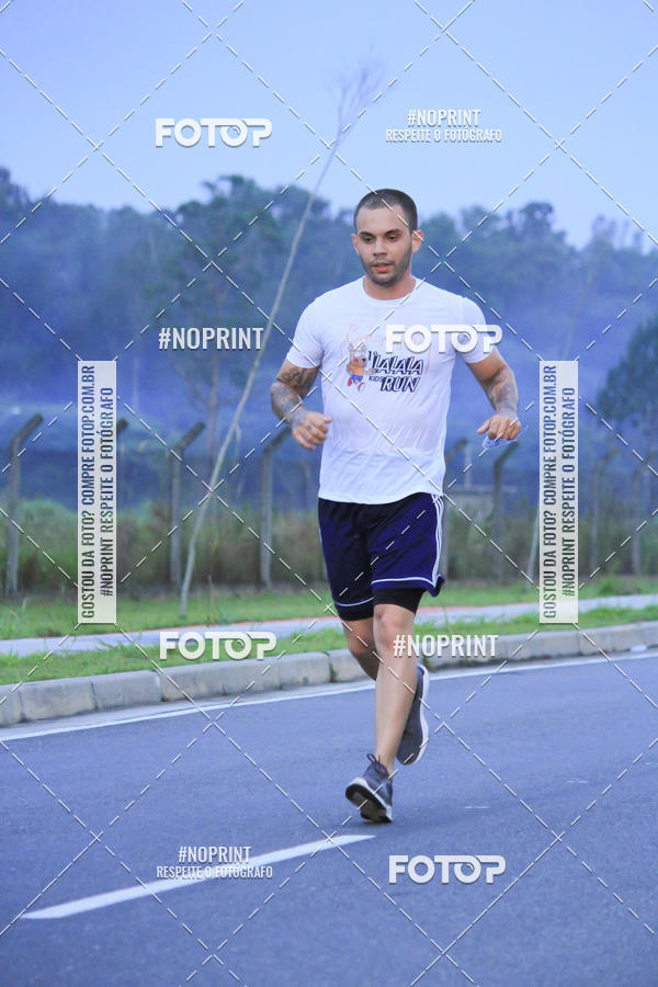 Buy your photos of the eventLaLaLa Night Run e LaLaLa Kids Run on Fotop