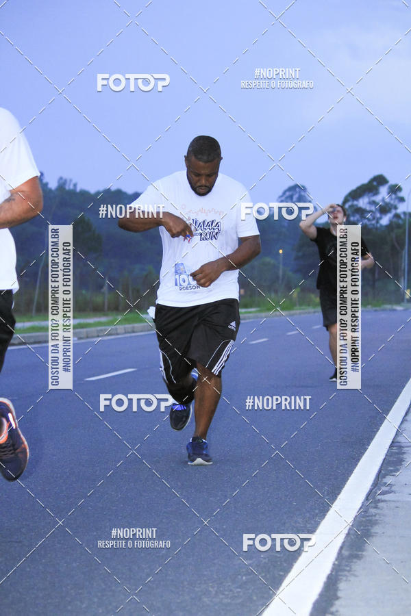 Buy your photos of the eventLaLaLa Night Run e LaLaLa Kids Run on Fotop