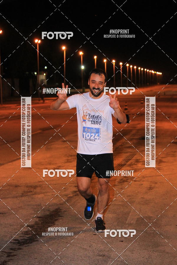 Buy your photos of the eventLaLaLa Night Run e LaLaLa Kids Run on Fotop