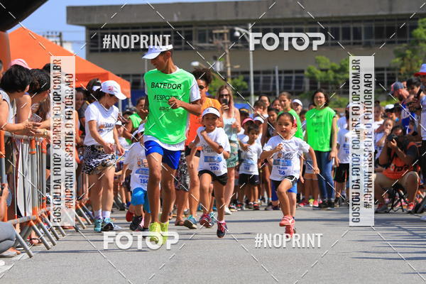 Buy your photos of the eventLaLaLa Night Run e LaLaLa Kids Run on Fotop