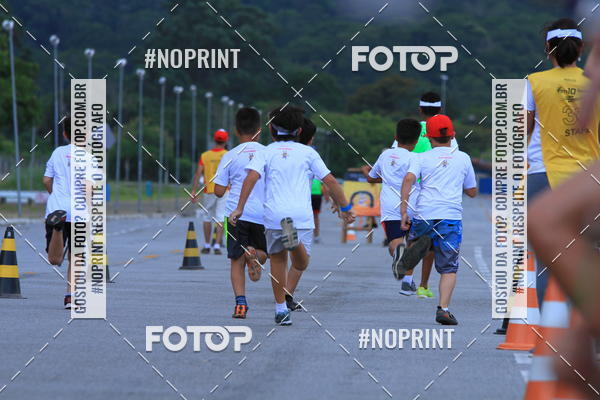 Buy your photos of the eventLaLaLa Night Run e LaLaLa Kids Run on Fotop