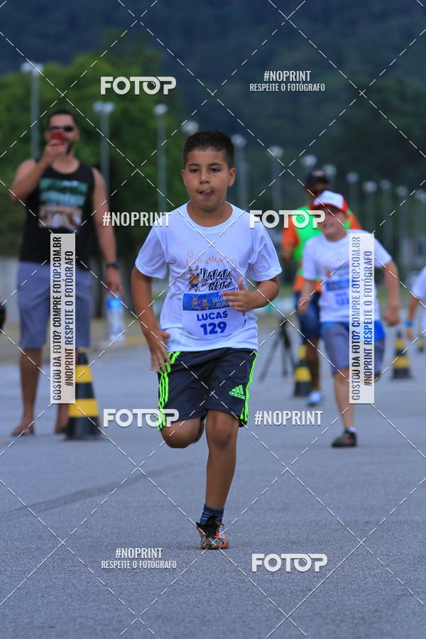 Buy your photos of the eventLaLaLa Night Run e LaLaLa Kids Run on Fotop