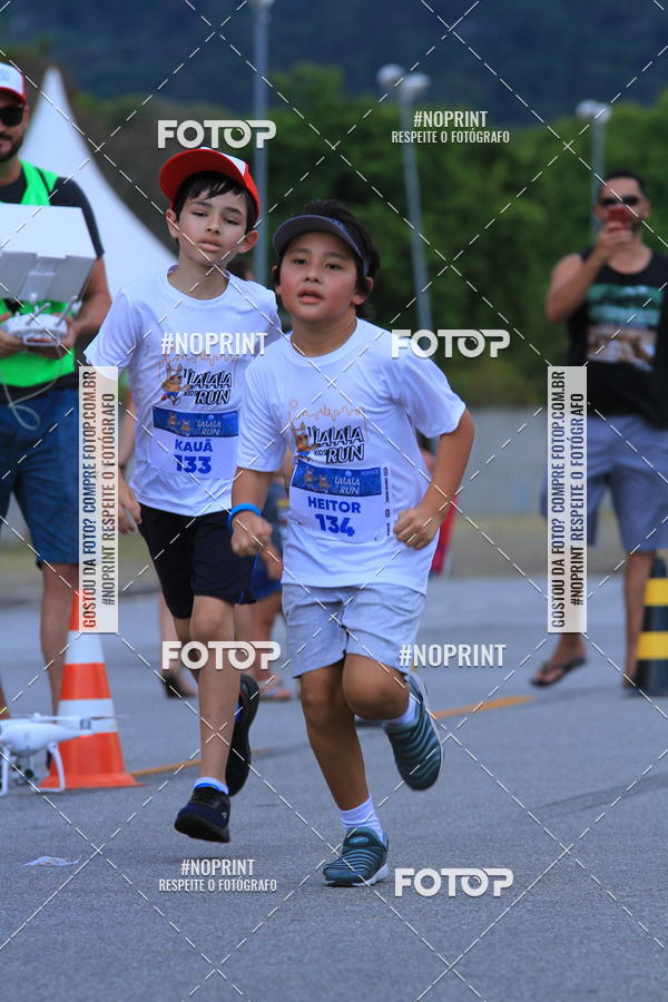 Buy your photos of the eventLaLaLa Night Run e LaLaLa Kids Run on Fotop