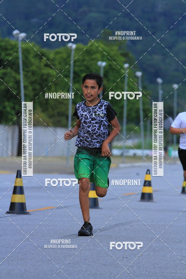 Buy your photos of the eventLaLaLa Night Run e LaLaLa Kids Run on Fotop
