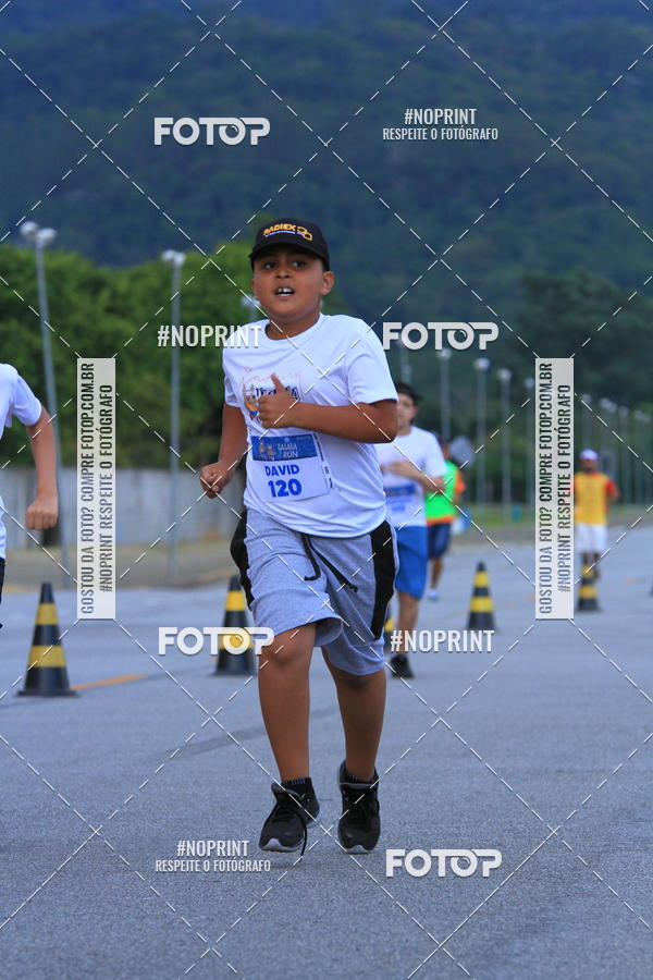 Buy your photos of the eventLaLaLa Night Run e LaLaLa Kids Run on Fotop