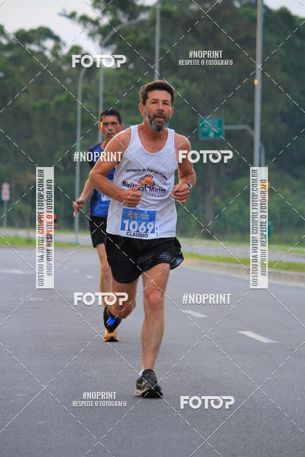 Buy your photos of the eventLaLaLa Night Run e LaLaLa Kids Run on Fotop