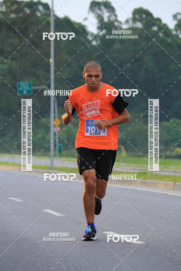 Buy your photos of the eventLaLaLa Night Run e LaLaLa Kids Run on Fotop