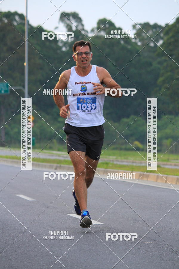 Buy your photos of the eventLaLaLa Night Run e LaLaLa Kids Run on Fotop