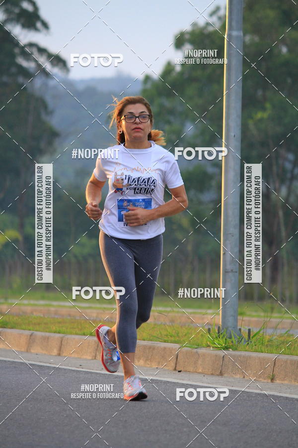 Buy your photos of the eventLaLaLa Night Run e LaLaLa Kids Run on Fotop