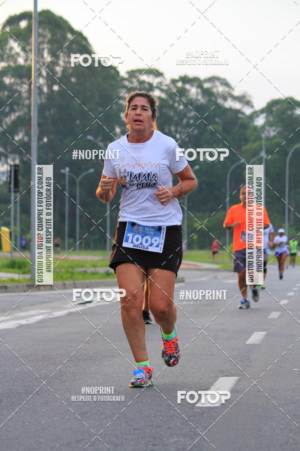 Buy your photos of the eventLaLaLa Night Run e LaLaLa Kids Run on Fotop